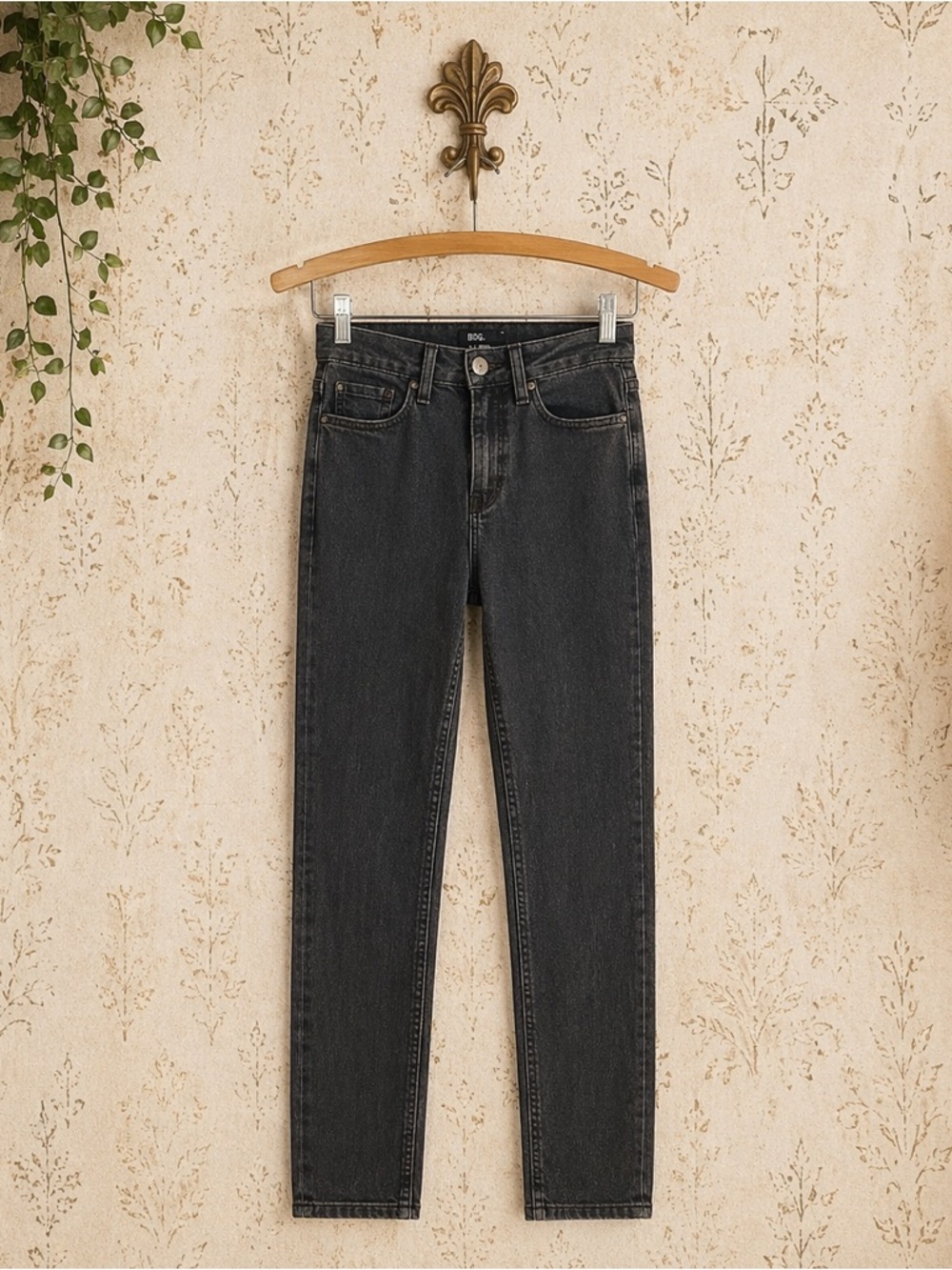 BDG Urban Outfitters gray high rise cigarette stretch jeans 25